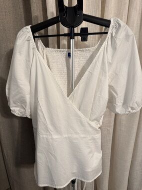 Old Navy White Puff-Sleeve Wrap Blouse size 3X NWOT
